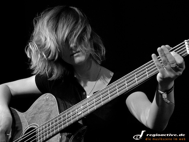 Hellespont Fairfax (live auf der Frankfurter Musikmesse, Halle 4.1, 2011)