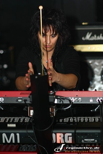 Aphodyl (live 2011 in Berlin)