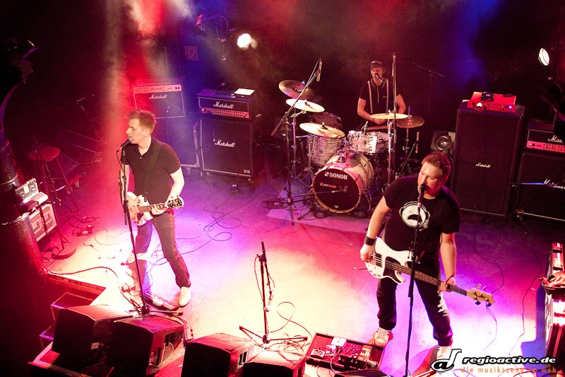 HAUPTGEWINN (live in Hamburg, 2011)